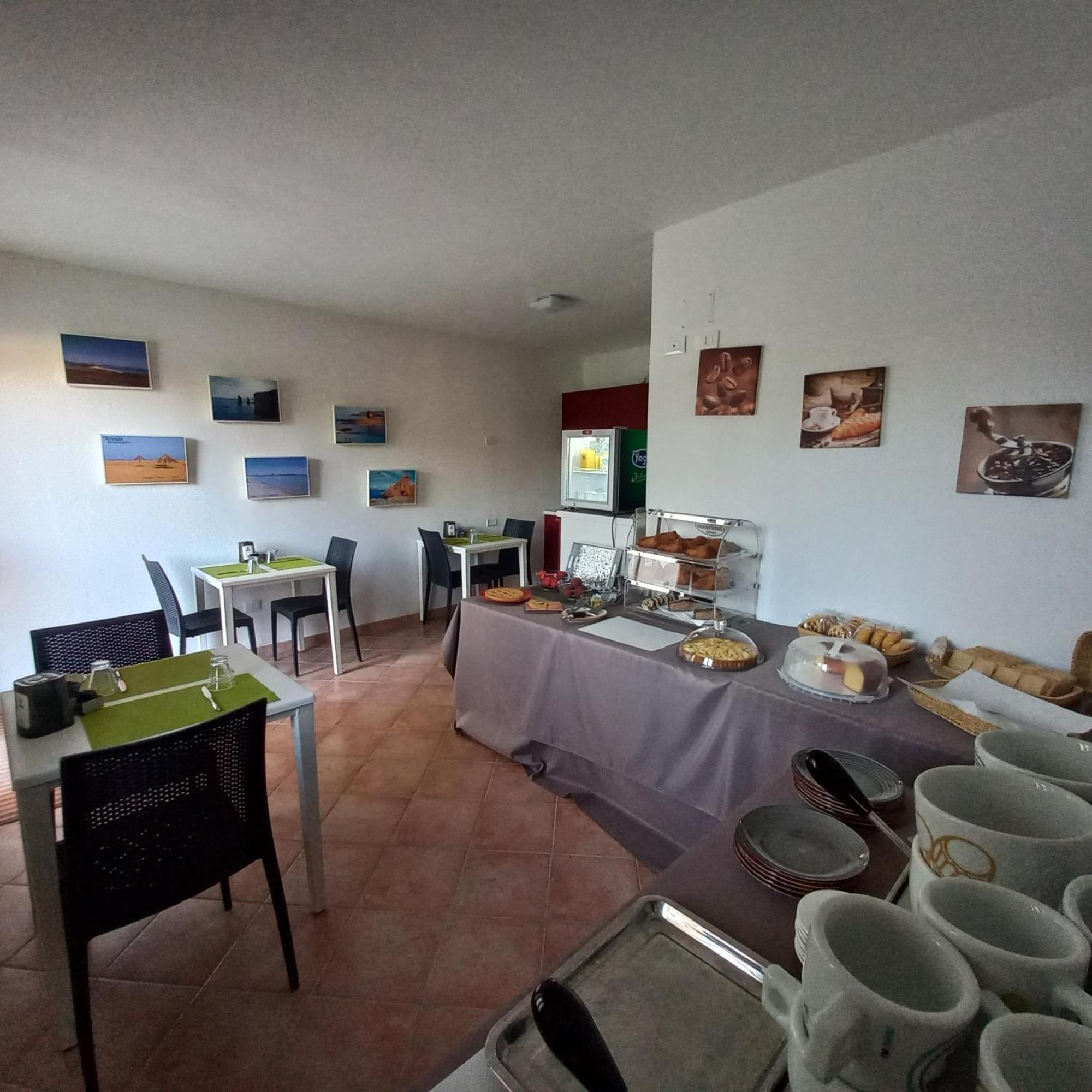 Bed and Breakfast Mivida "Le Stanze Di Ada" Сан-Теодоро Экстерьер фото